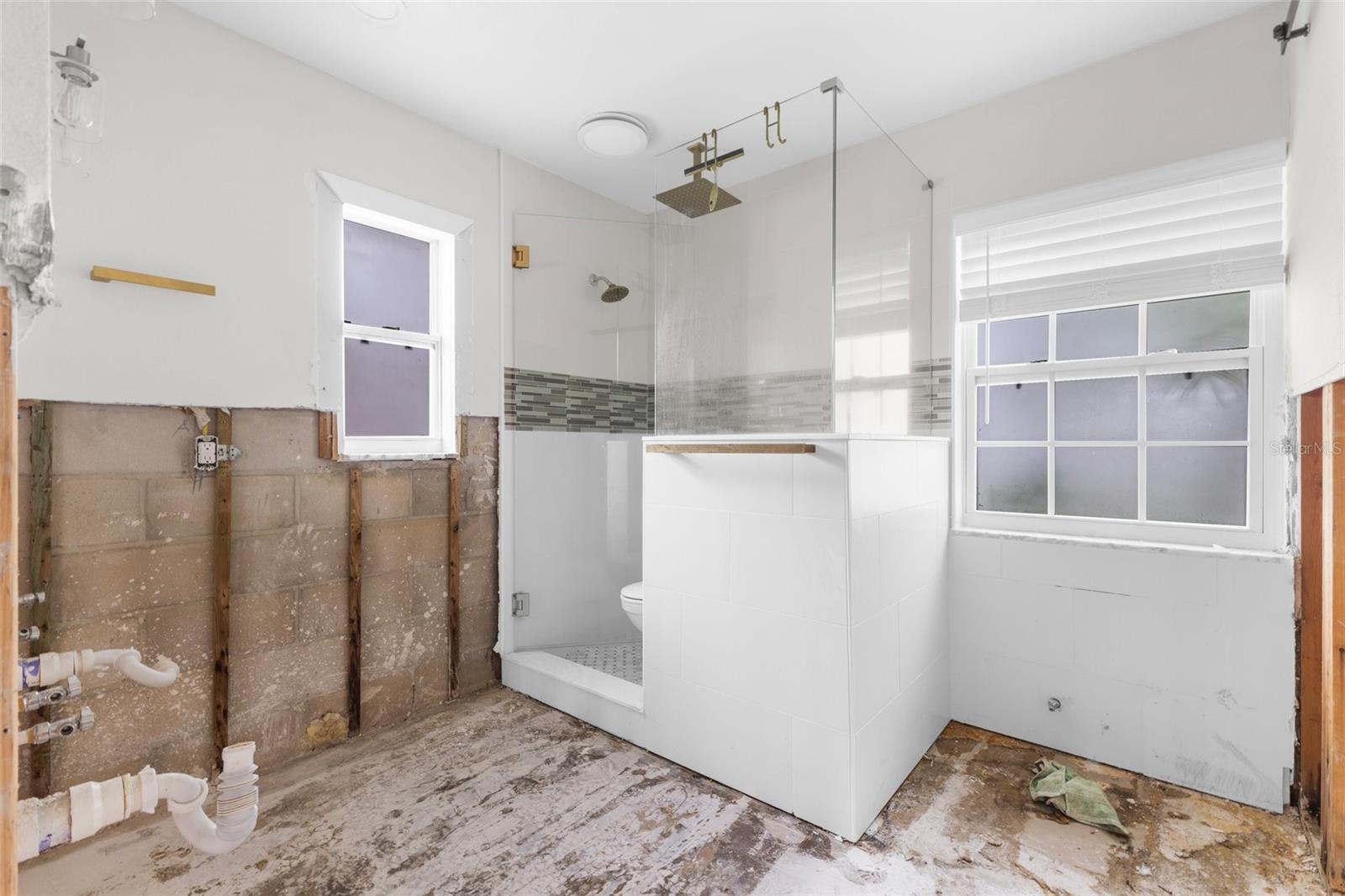 5700 BAYOU GRANDE BLVD NE