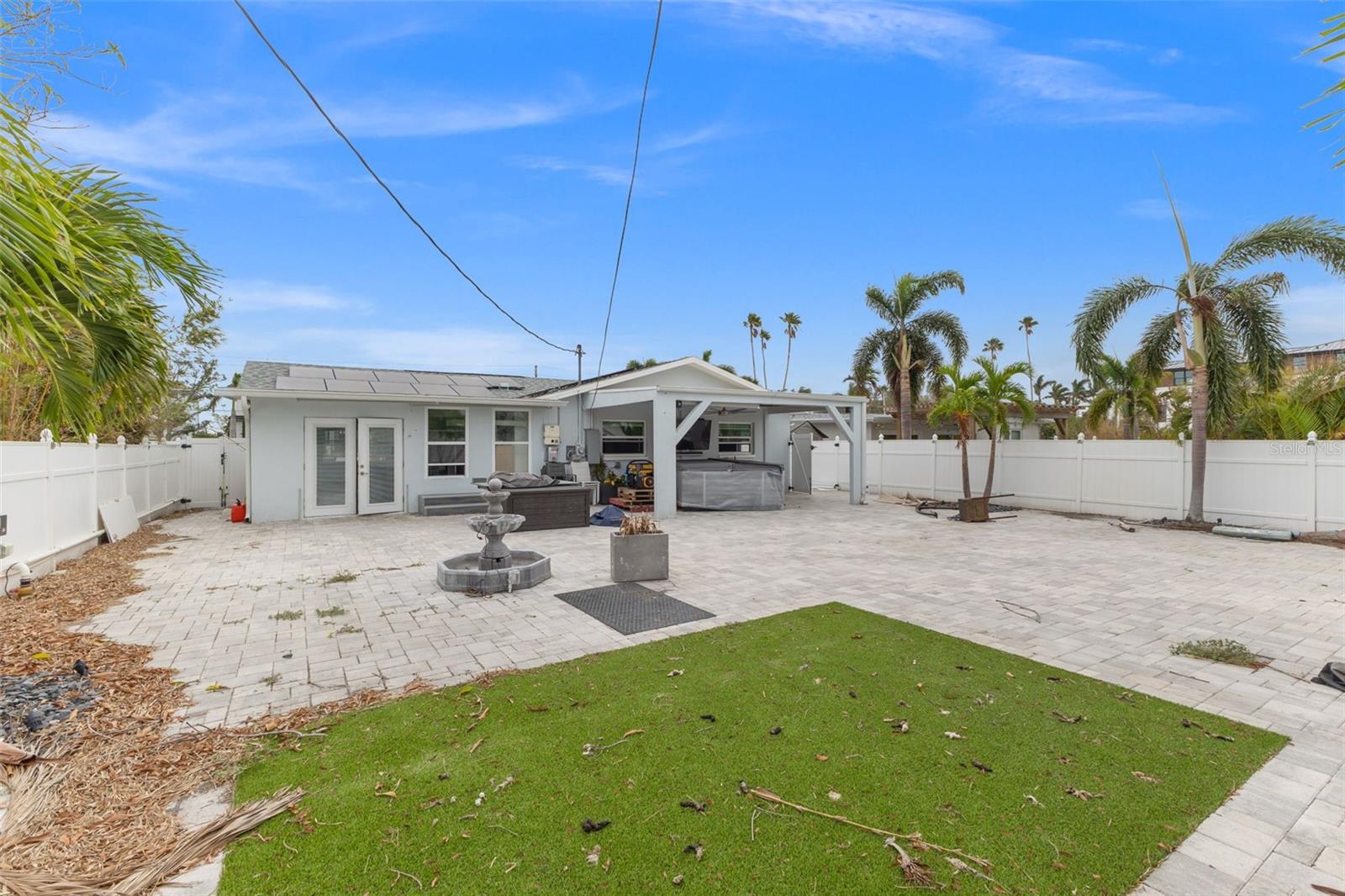 3618 BAYSHORE BLVD NE