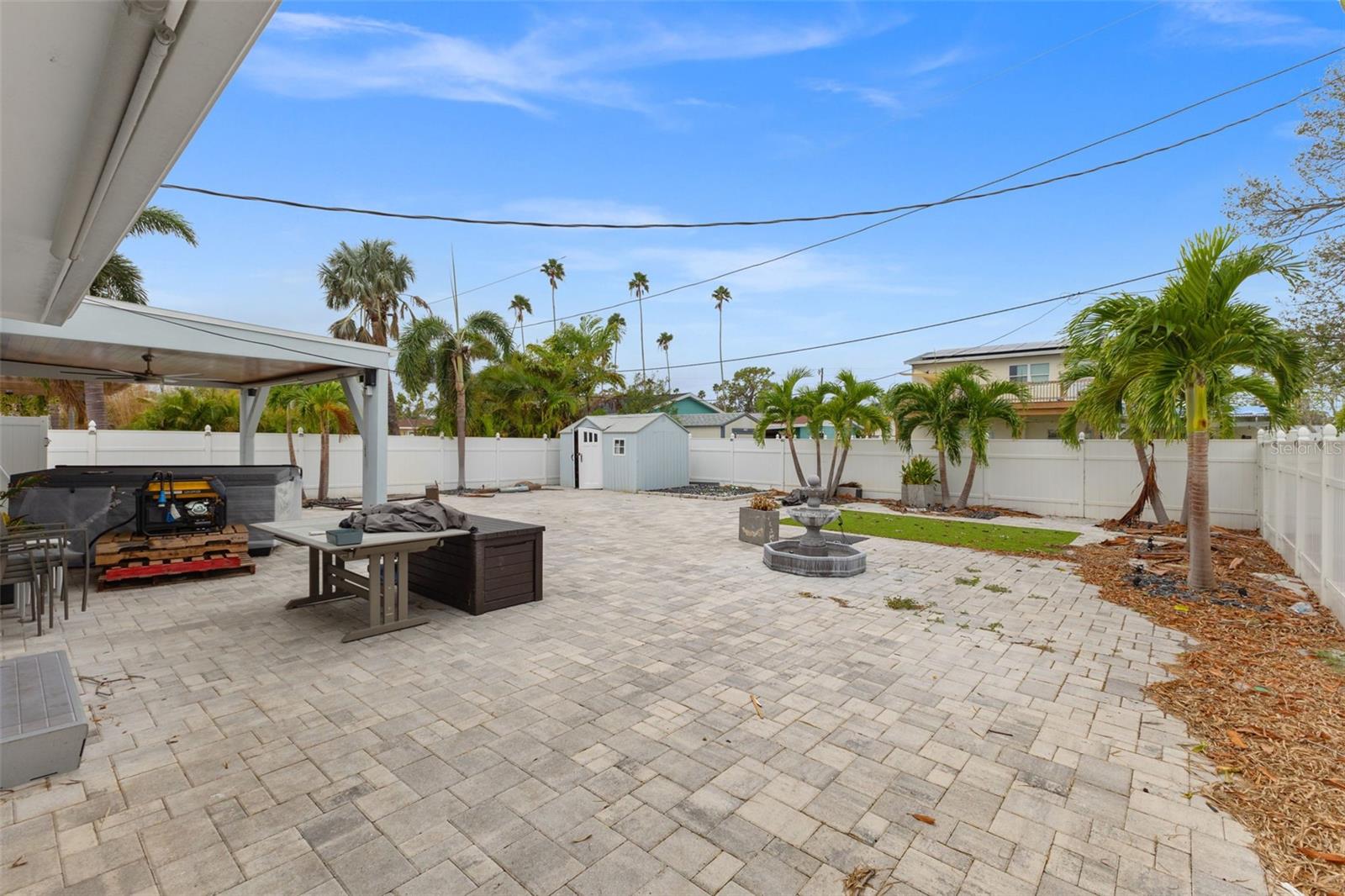 3618 BAYSHORE BLVD NE