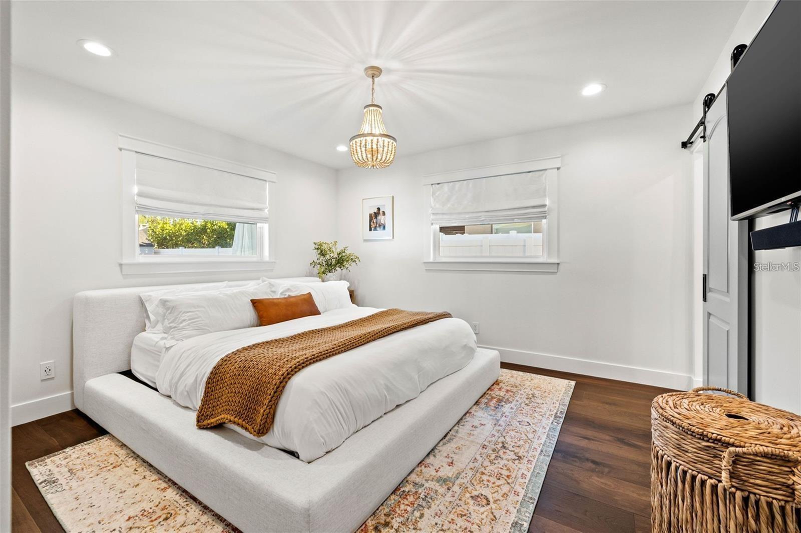 2050 BAYOU GRANDE BLVD NE