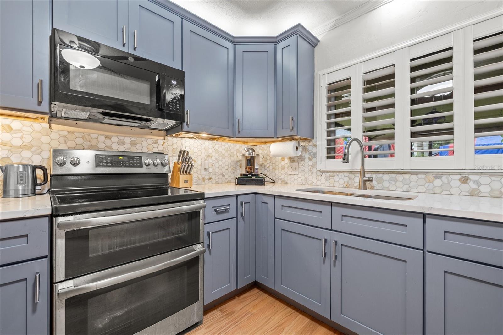 243 SNELL ISLE BLVD NE
