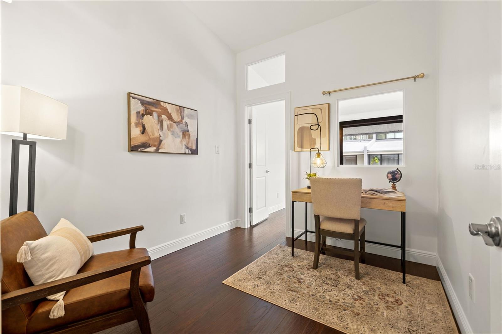 301 2ND ST N #5