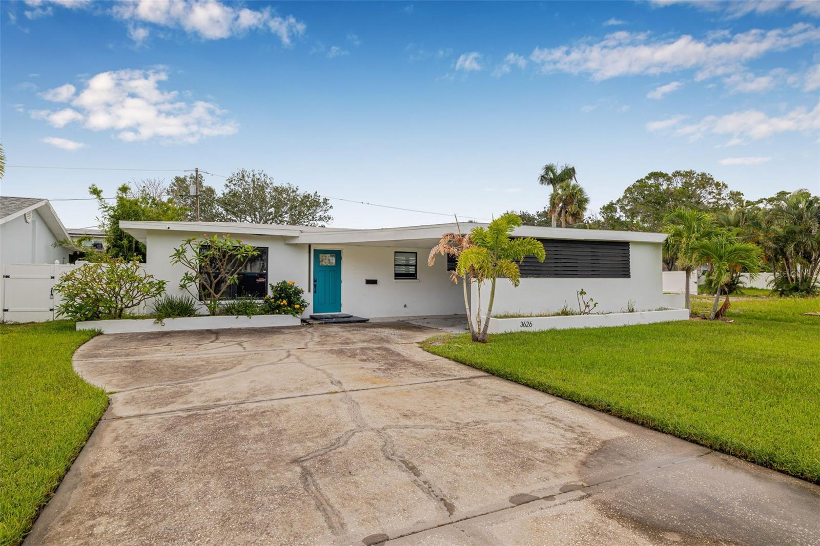 3626 BAYSHORE BLVD NE