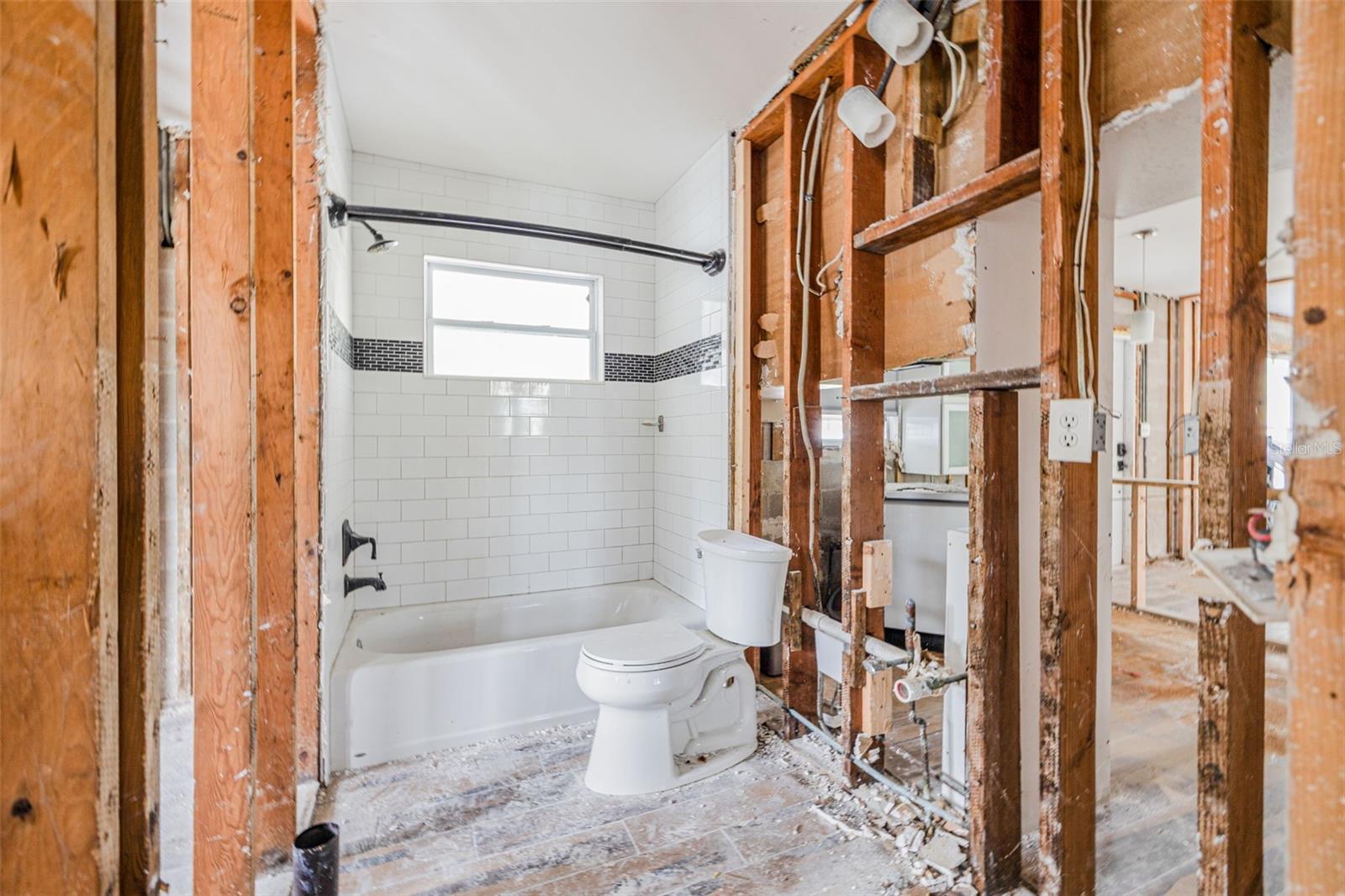 3626 BAYSHORE BLVD NE