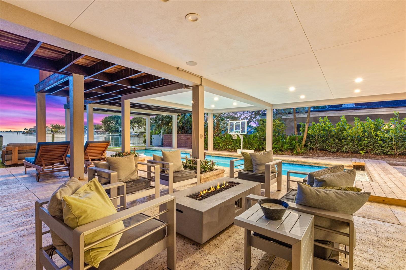 1365 BRIGHTWATERS BLVD NE