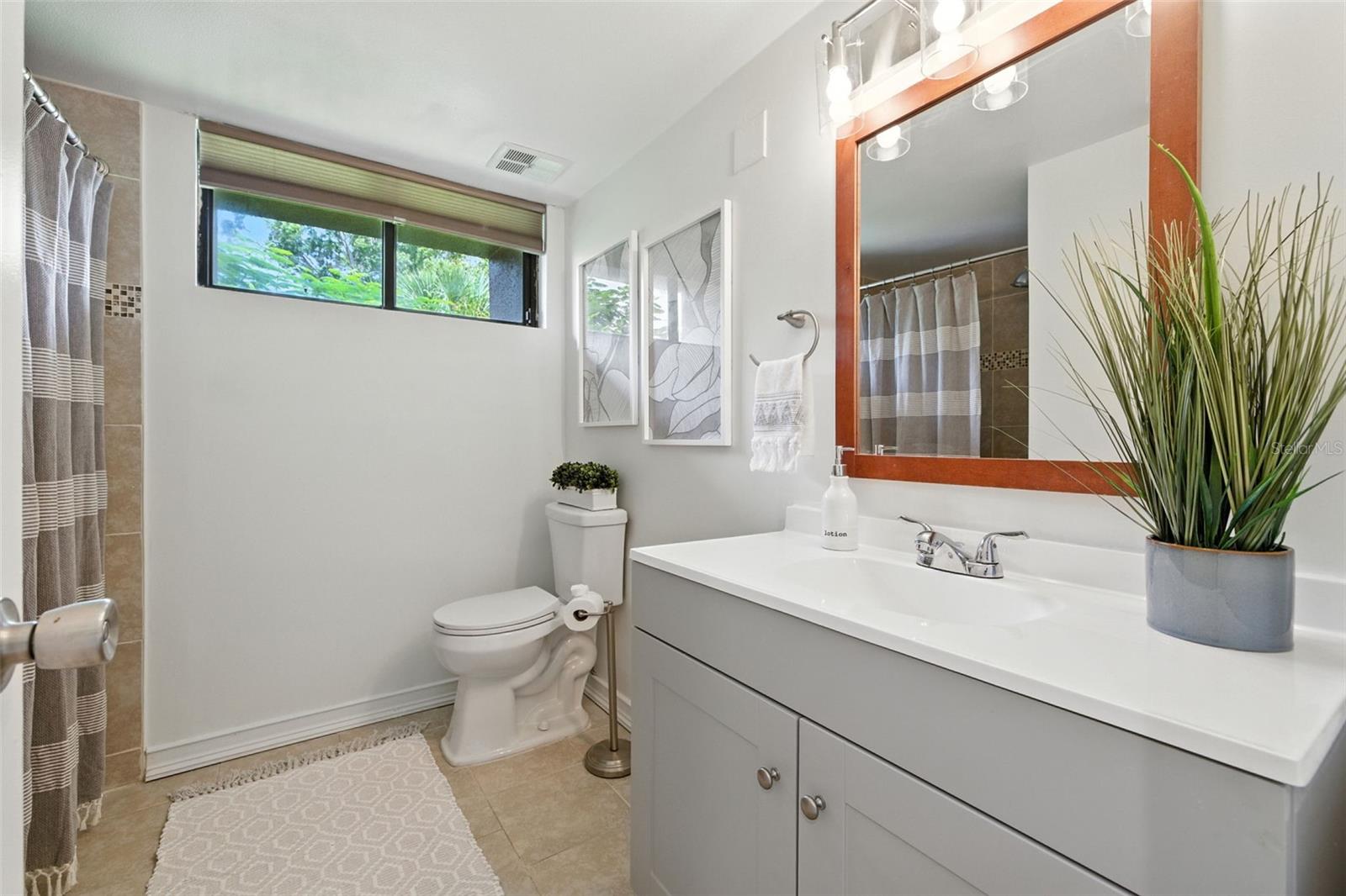 825 SOUTH VILLAGE DR N #201