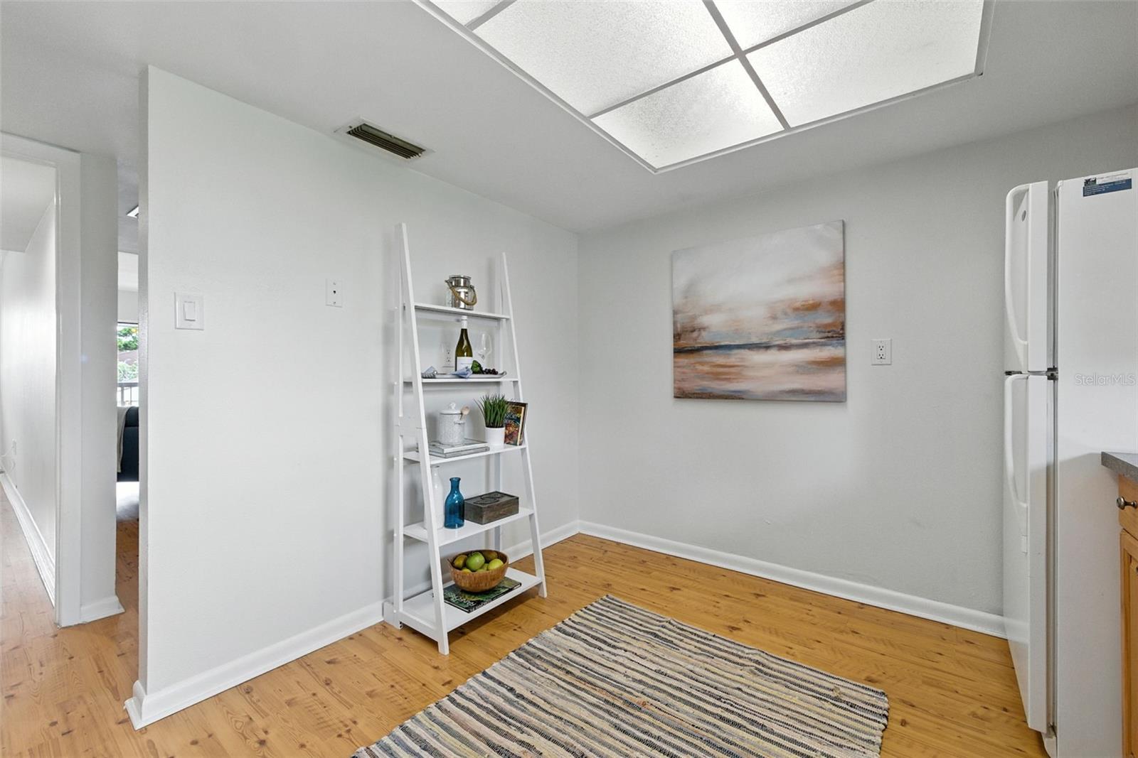 825 SOUTH VILLAGE DR N #201