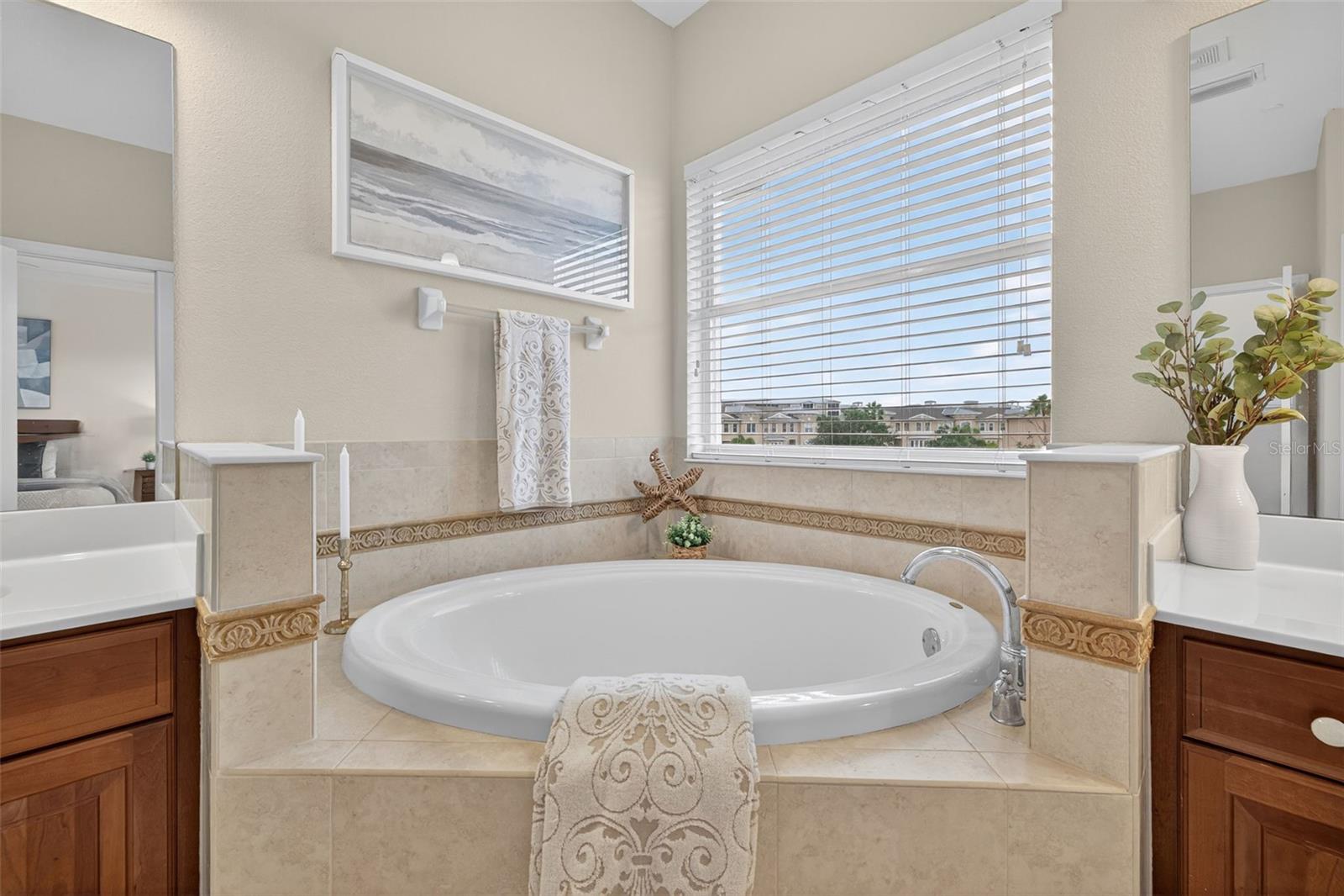 7100 ISLAMORADA CIR