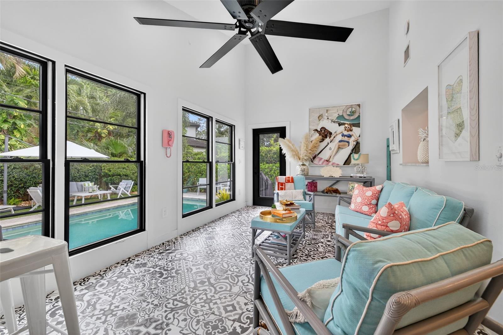 235 SNELL ISLE BLVD NE