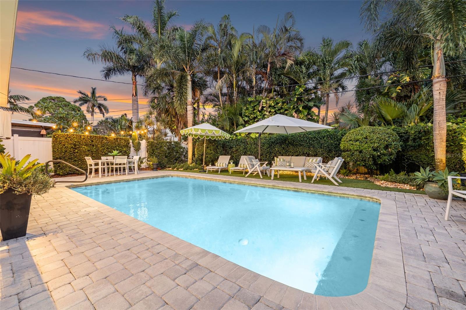 235 SNELL ISLE BLVD NE