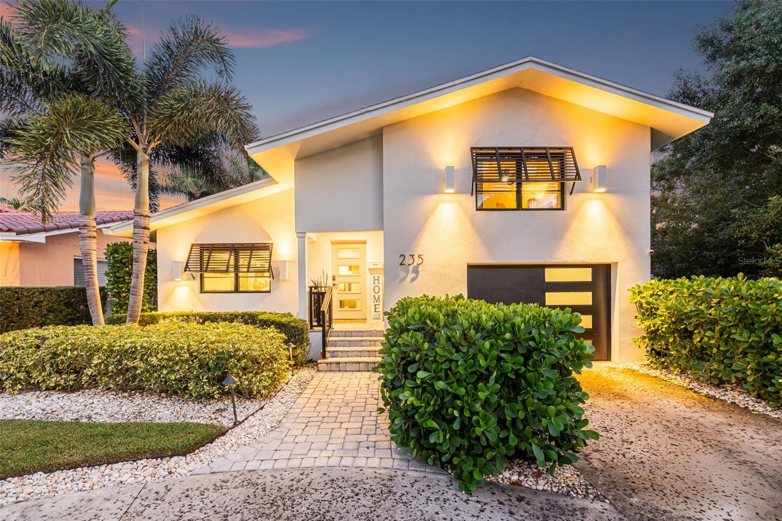 235 SNELL ISLE BLVD NE