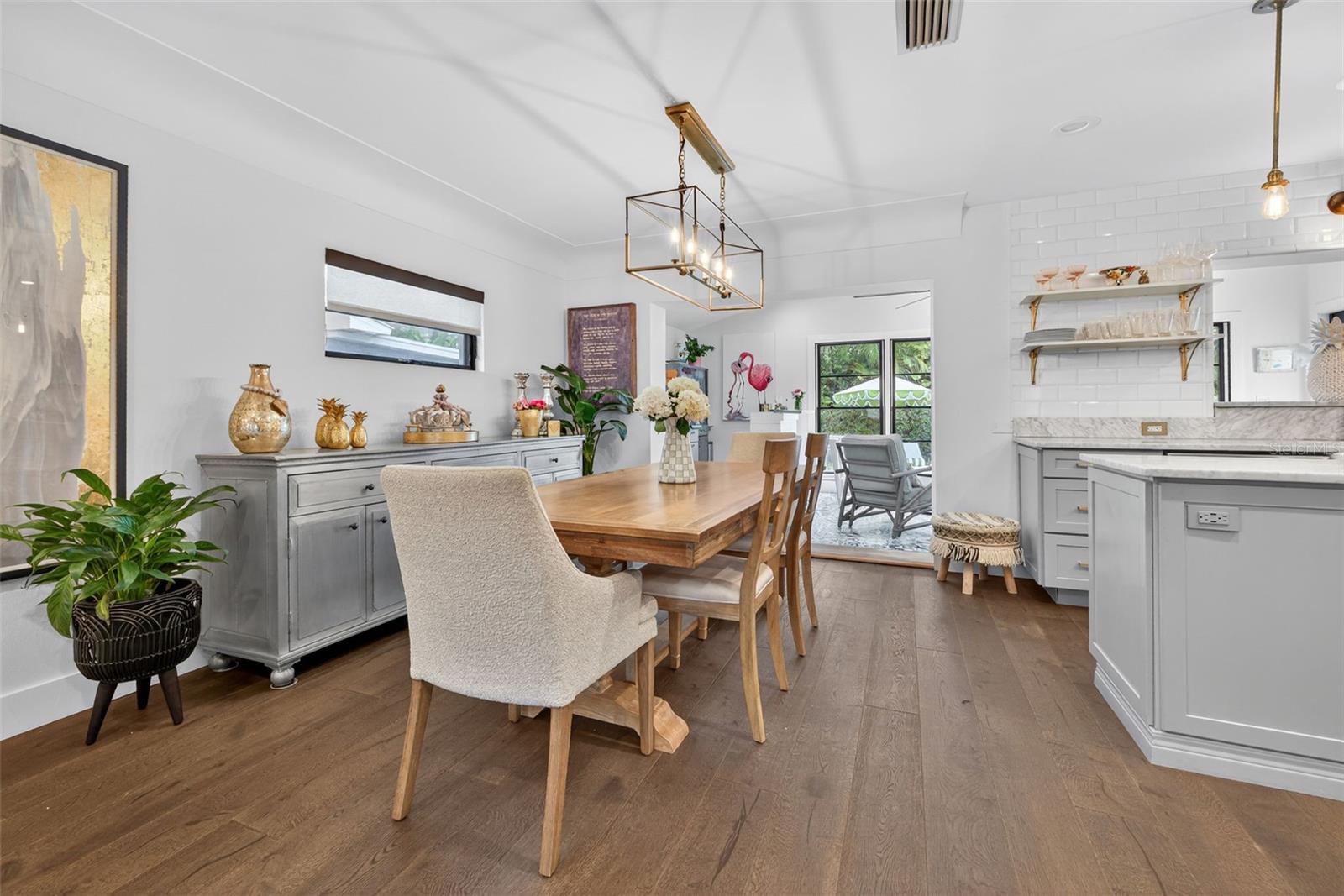 235 SNELL ISLE BLVD NE