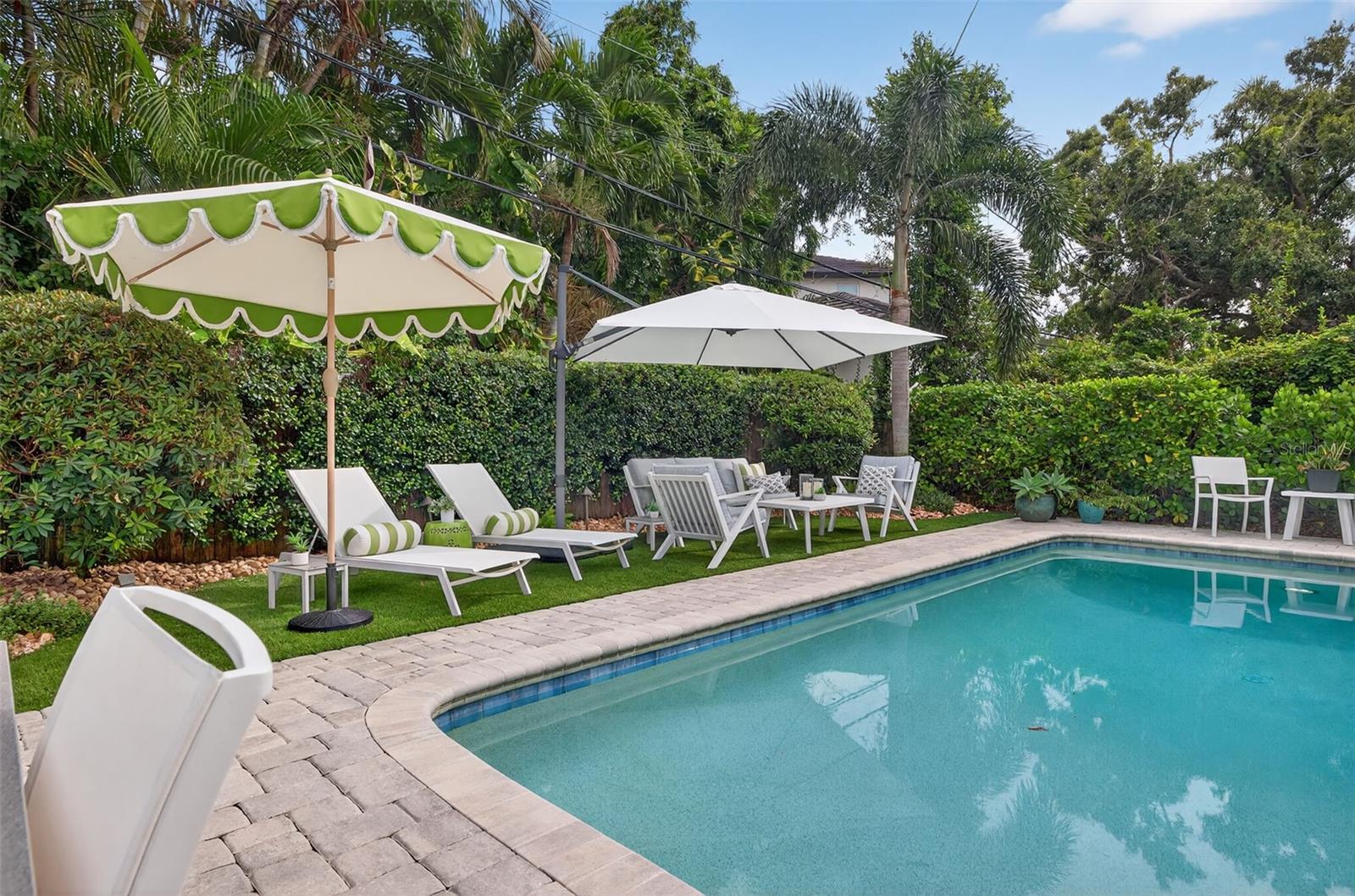 235 SNELL ISLE BLVD NE