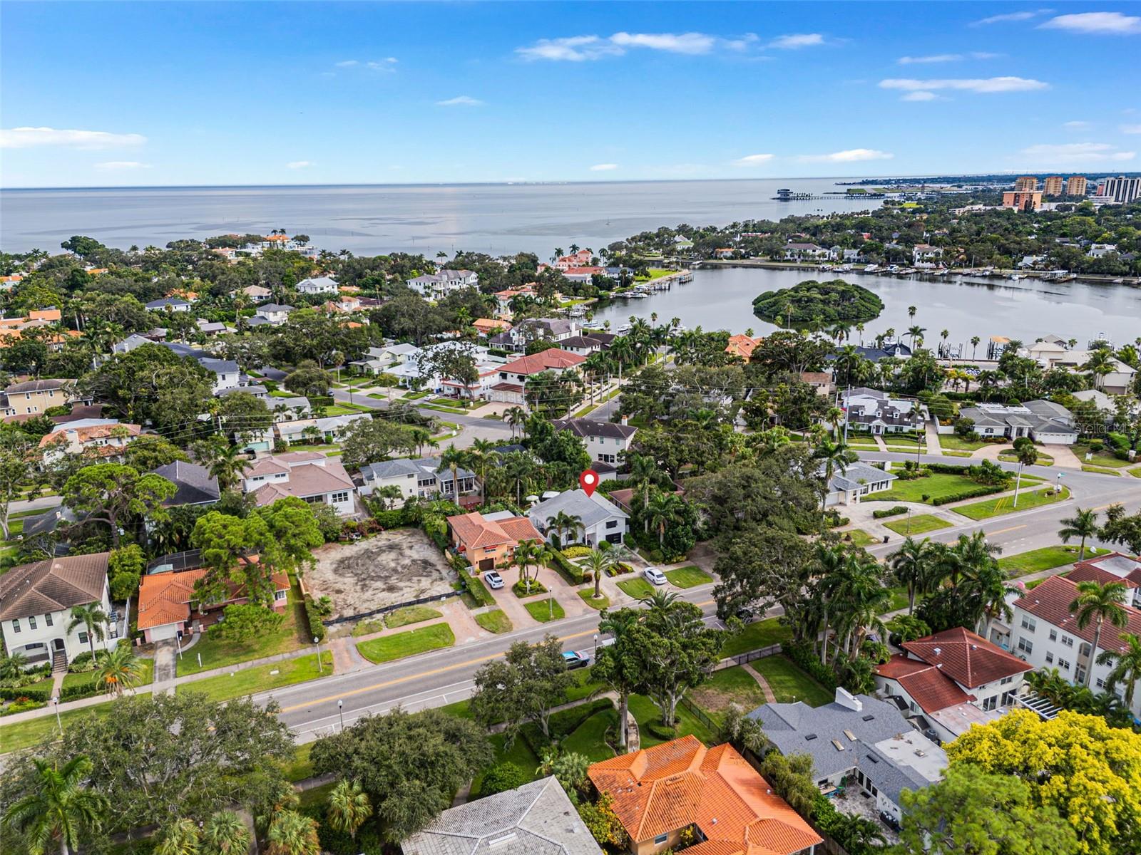 235 SNELL ISLE BLVD NE