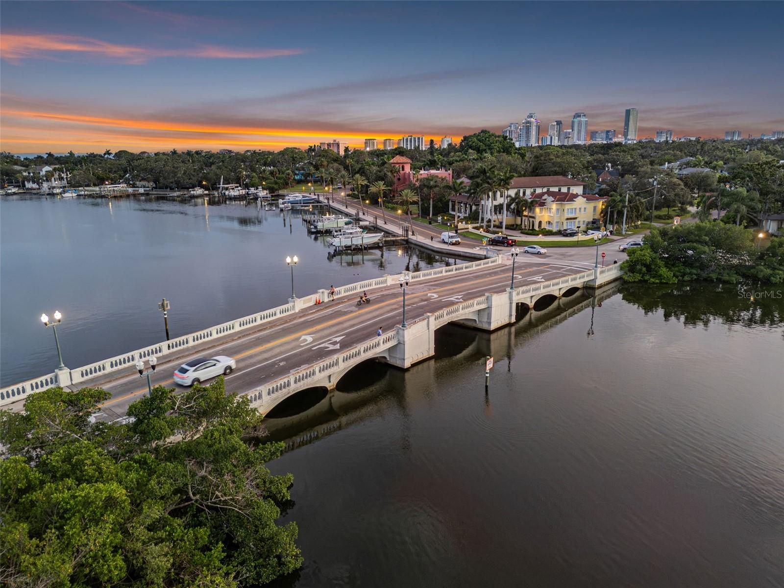 235 SNELL ISLE BLVD NE