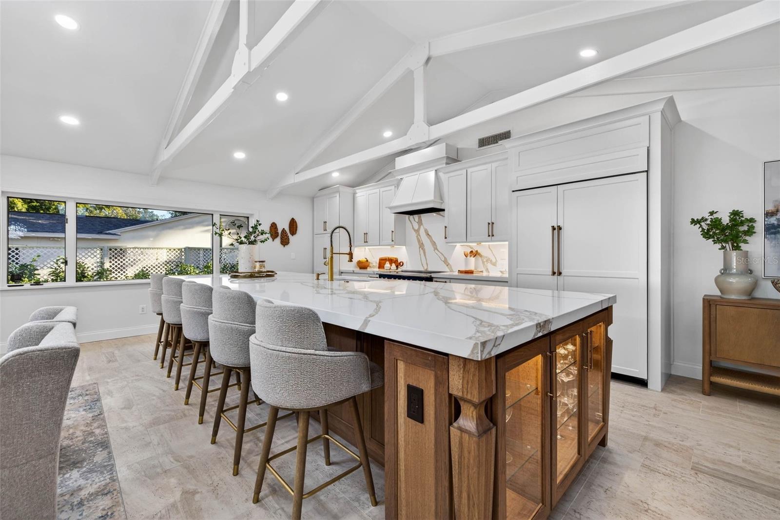 1222 BRIGHTWATERS BLVD NE