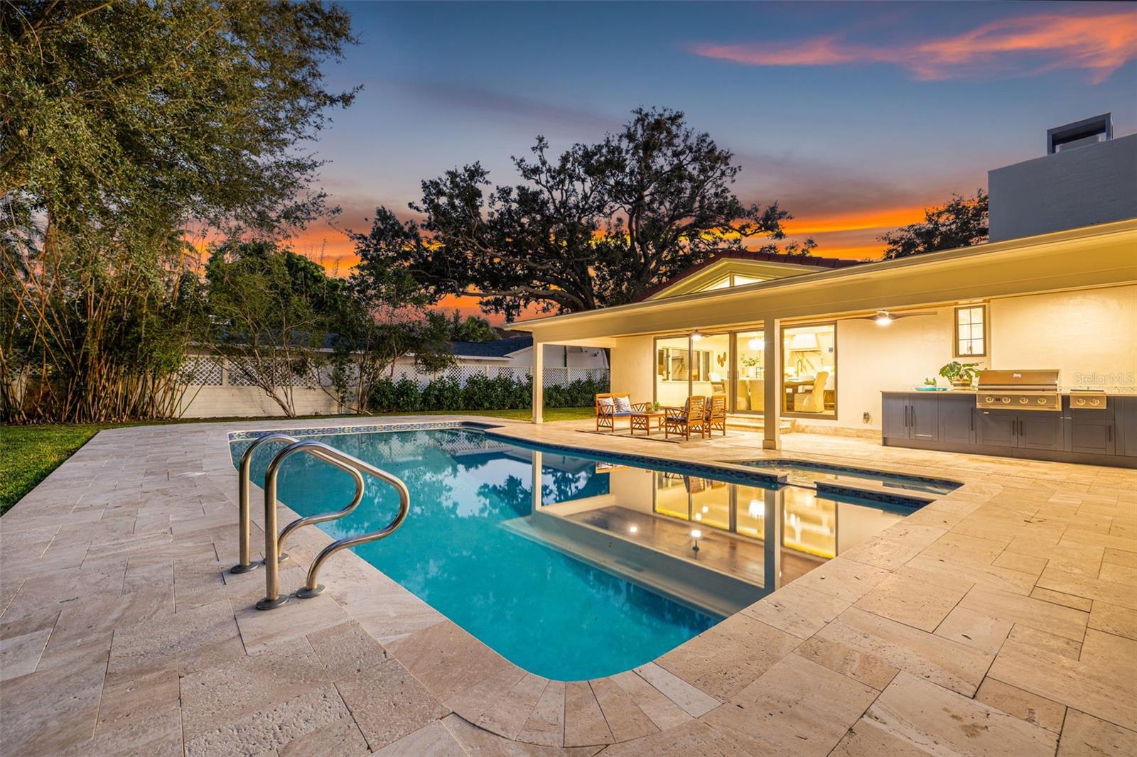 1222 BRIGHTWATERS BLVD NE