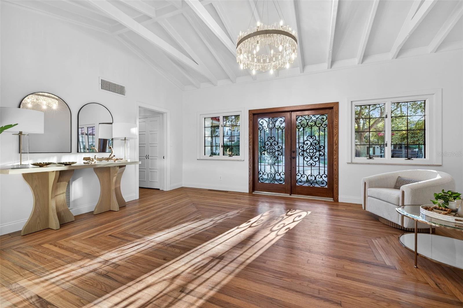 1222 BRIGHTWATERS BLVD NE