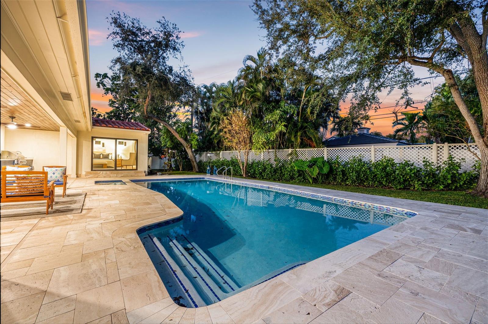 1222 BRIGHTWATERS BLVD NE