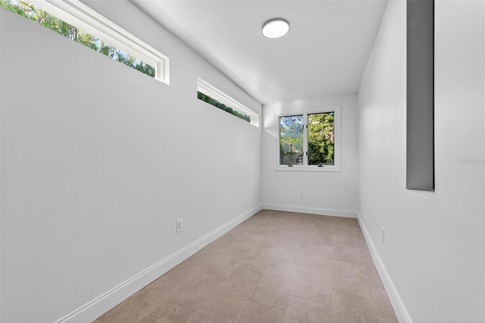 1222 BRIGHTWATERS BLVD NE