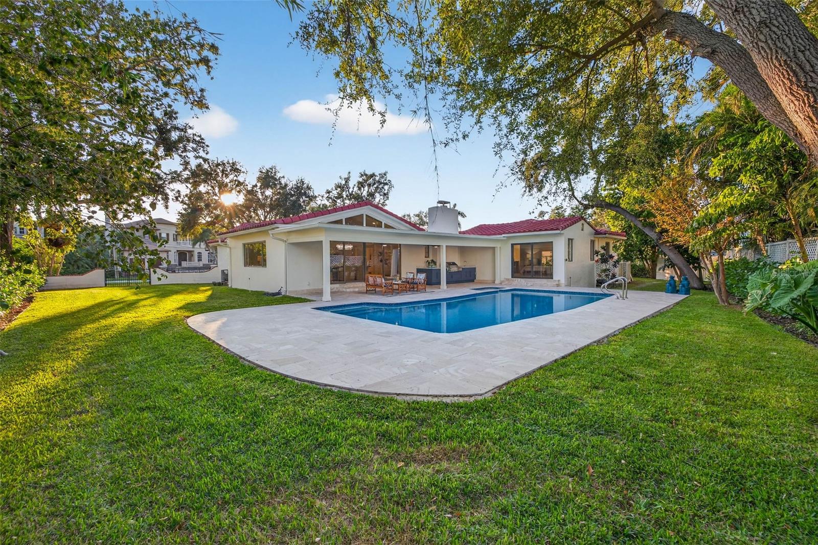 1222 BRIGHTWATERS BLVD NE