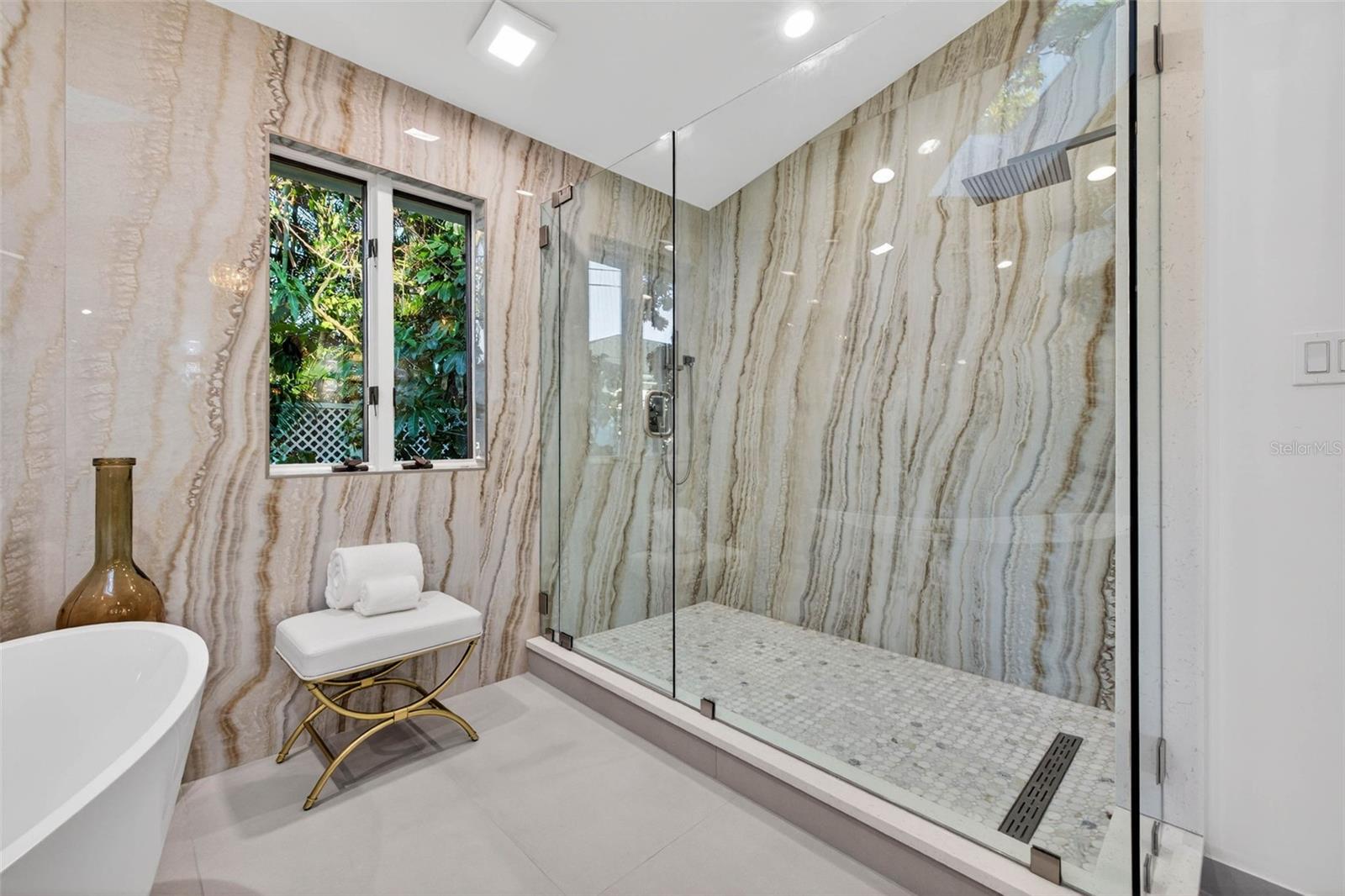 1222 BRIGHTWATERS BLVD NE