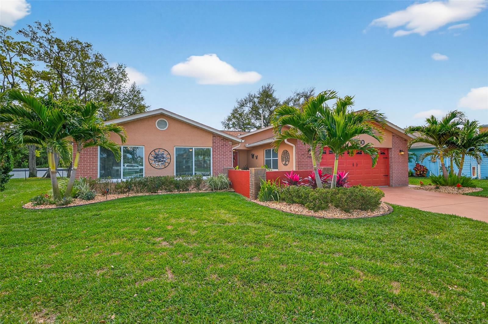 1700 GLEN LAKES BLVD N