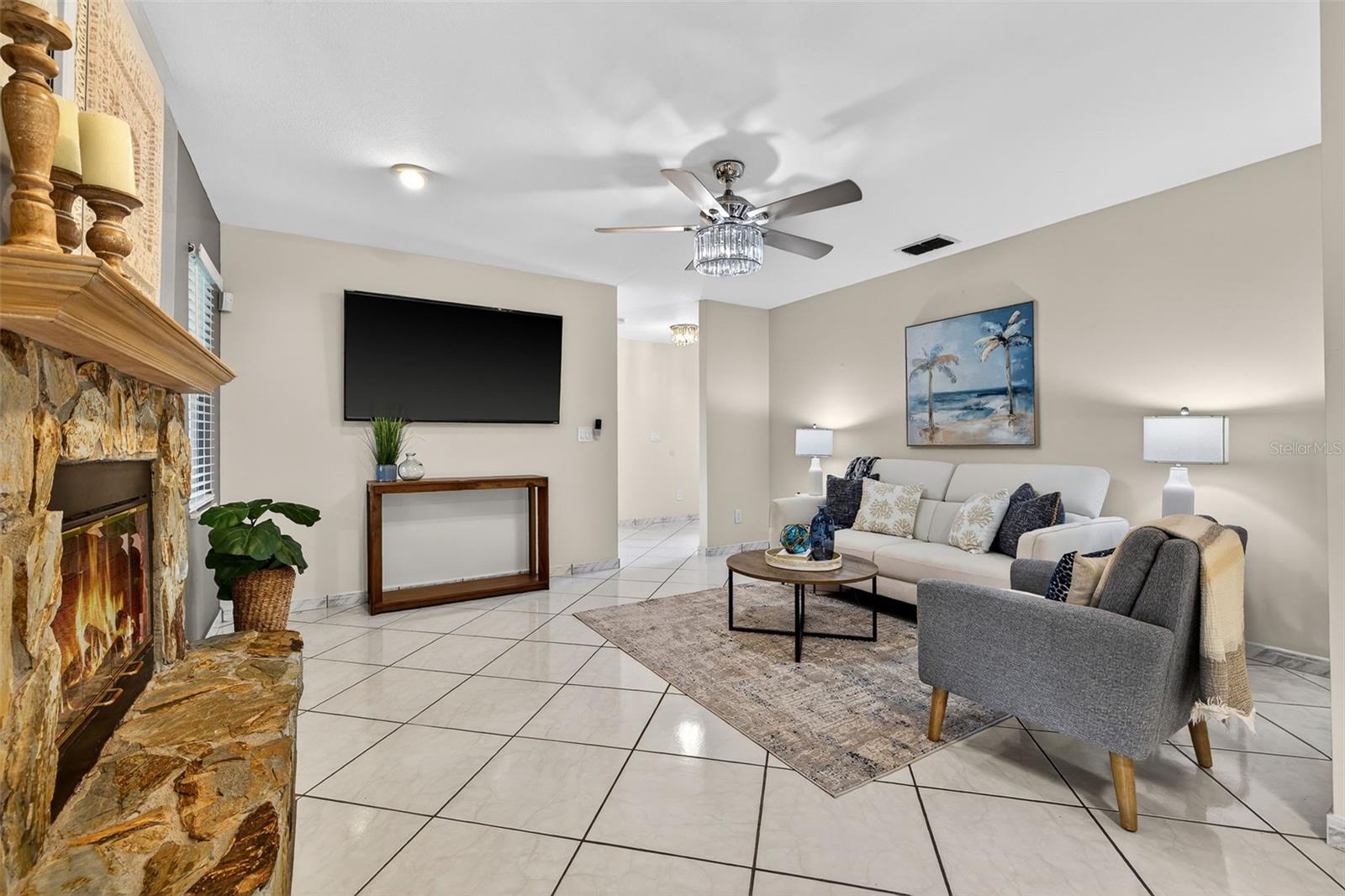 1700 GLEN LAKES BLVD N