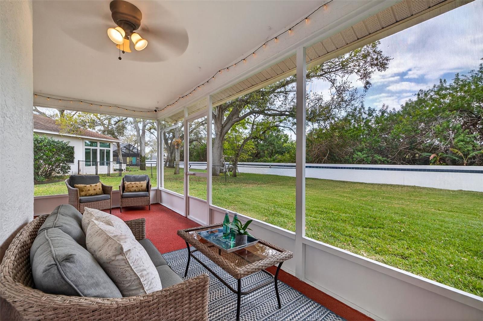 1700 GLEN LAKES BLVD N