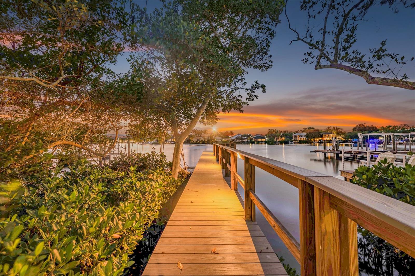 490 COFFEE POT RIVIERA NE