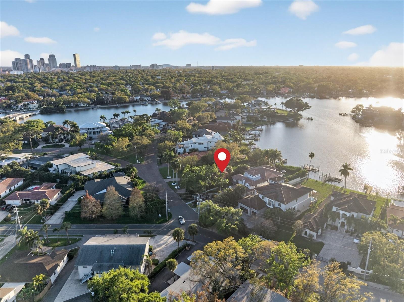 490 COFFEE POT RIVIERA NE