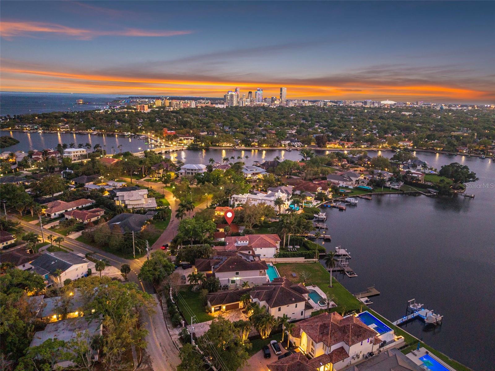 490 COFFEE POT RIVIERA NE