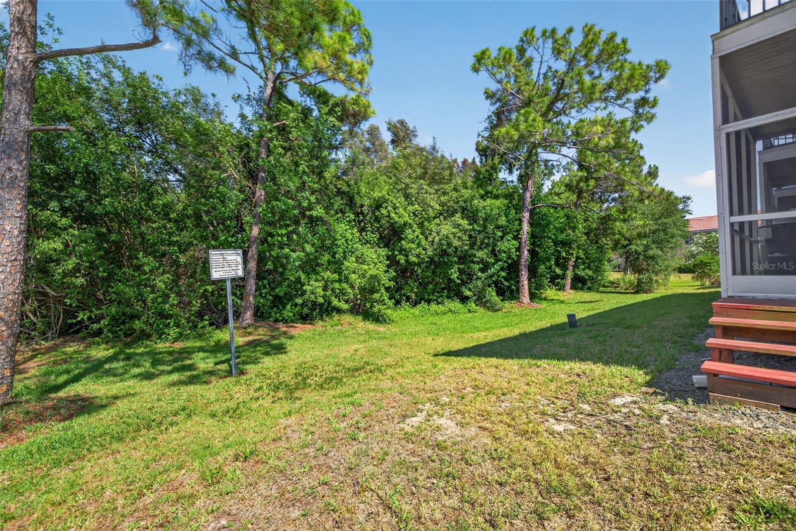 252 VALENCIA CIR