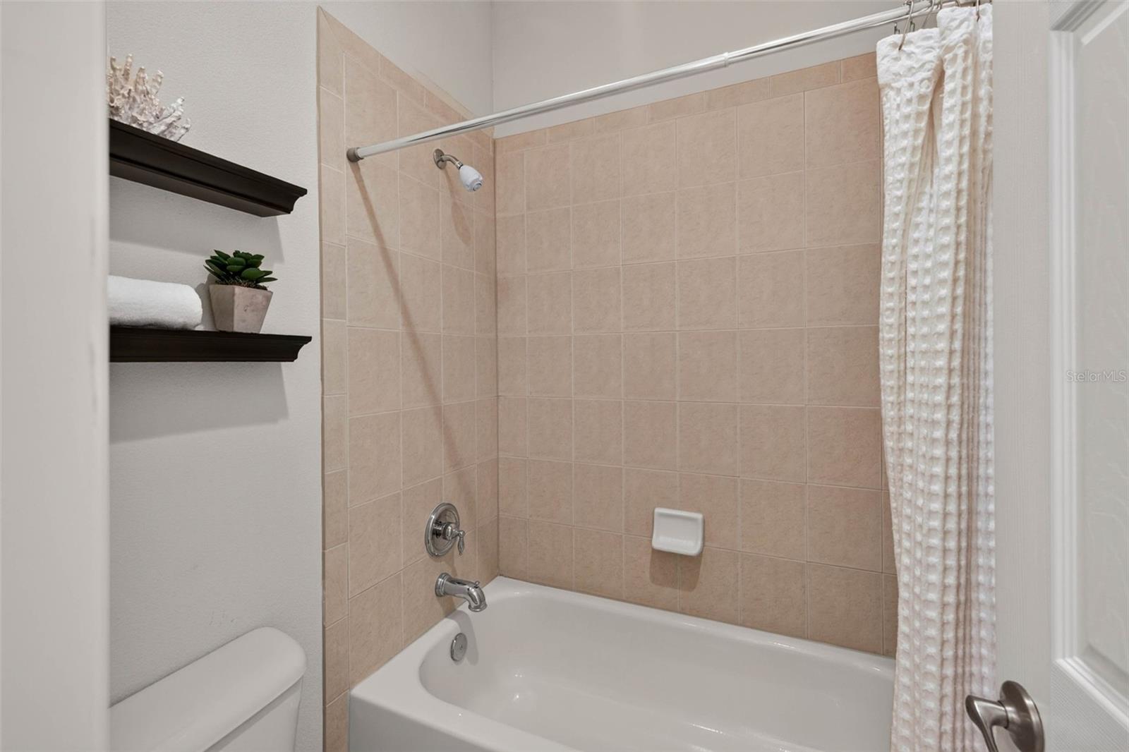 7172 ISLAMORADA CIR