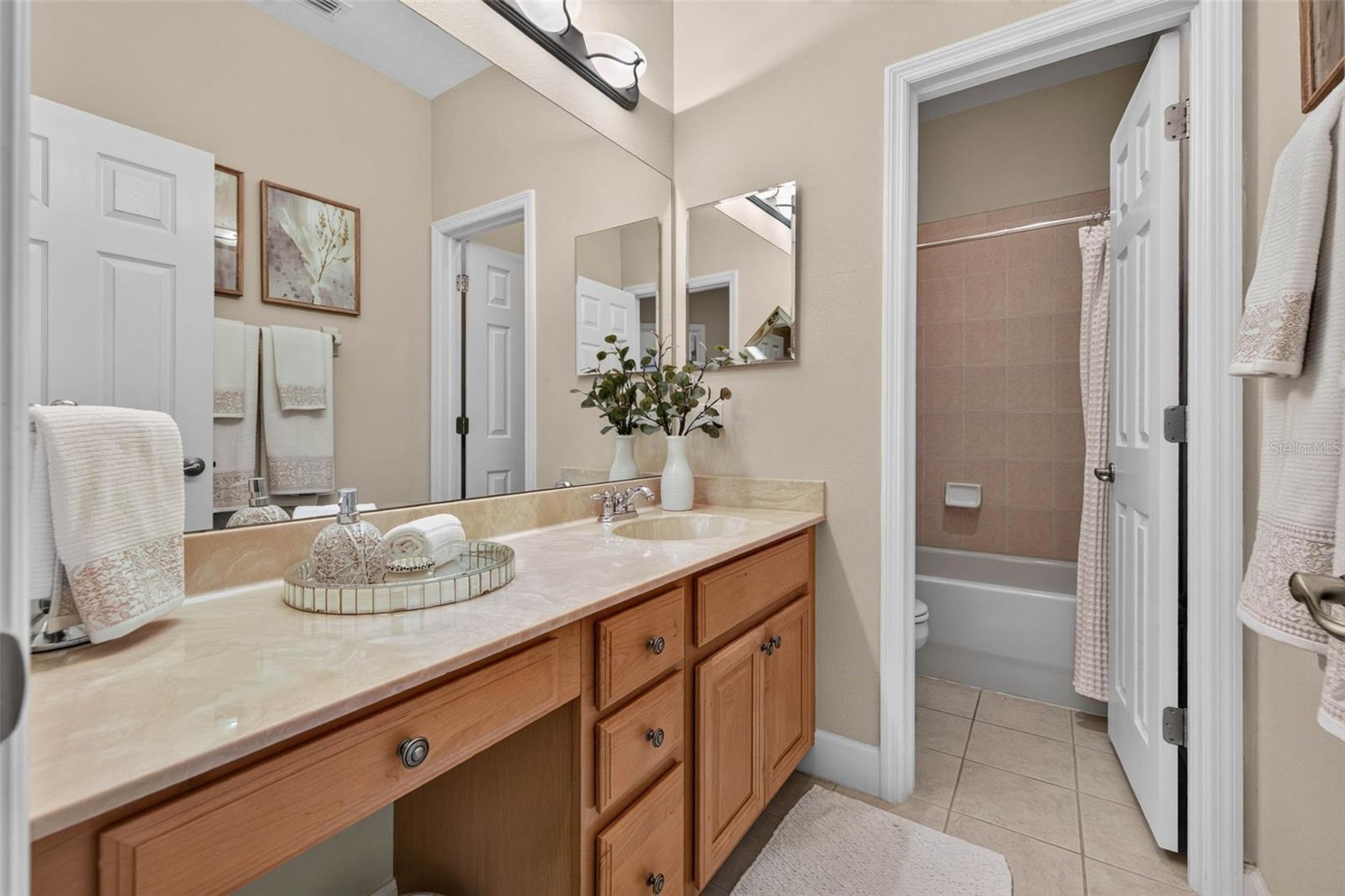7172 ISLAMORADA CIR