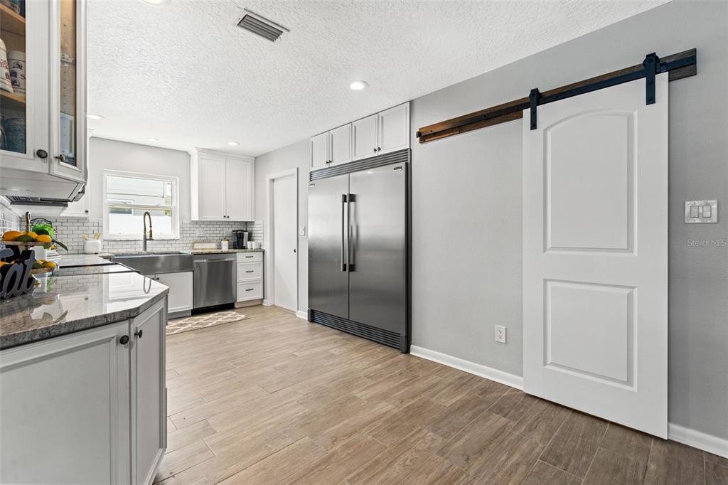 2050 BAYOU GRANDE BLVD NE