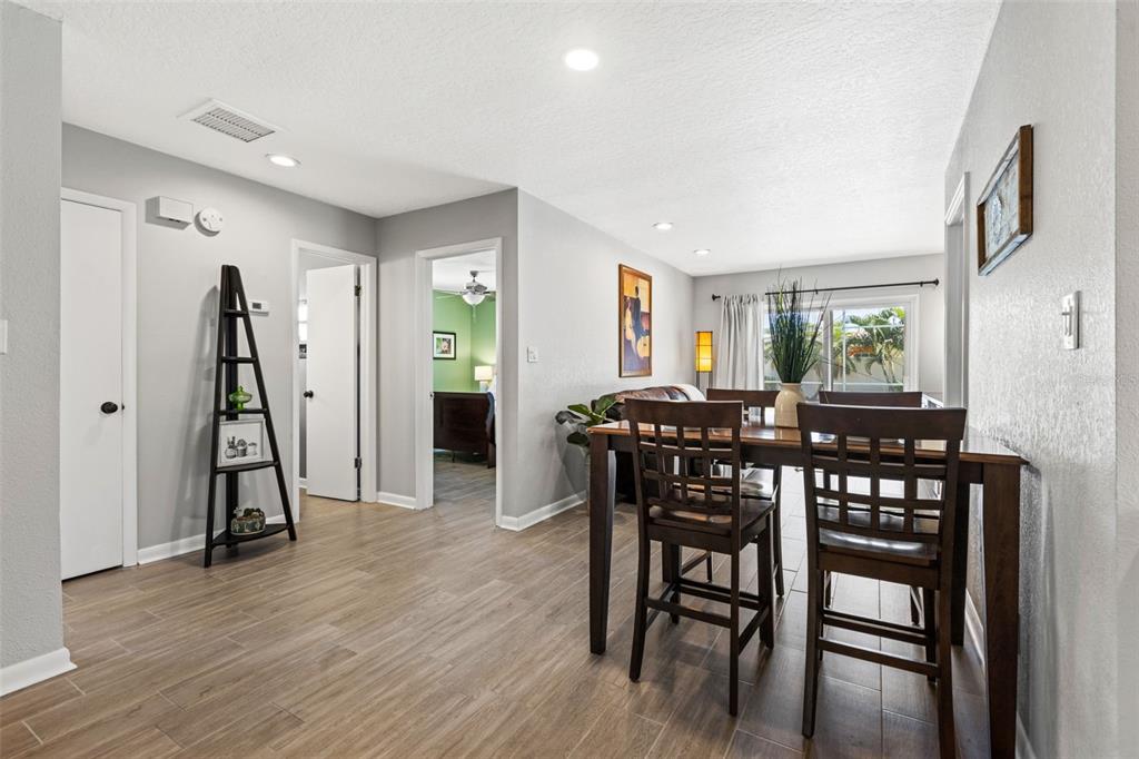 2050 BAYOU GRANDE BLVD NE