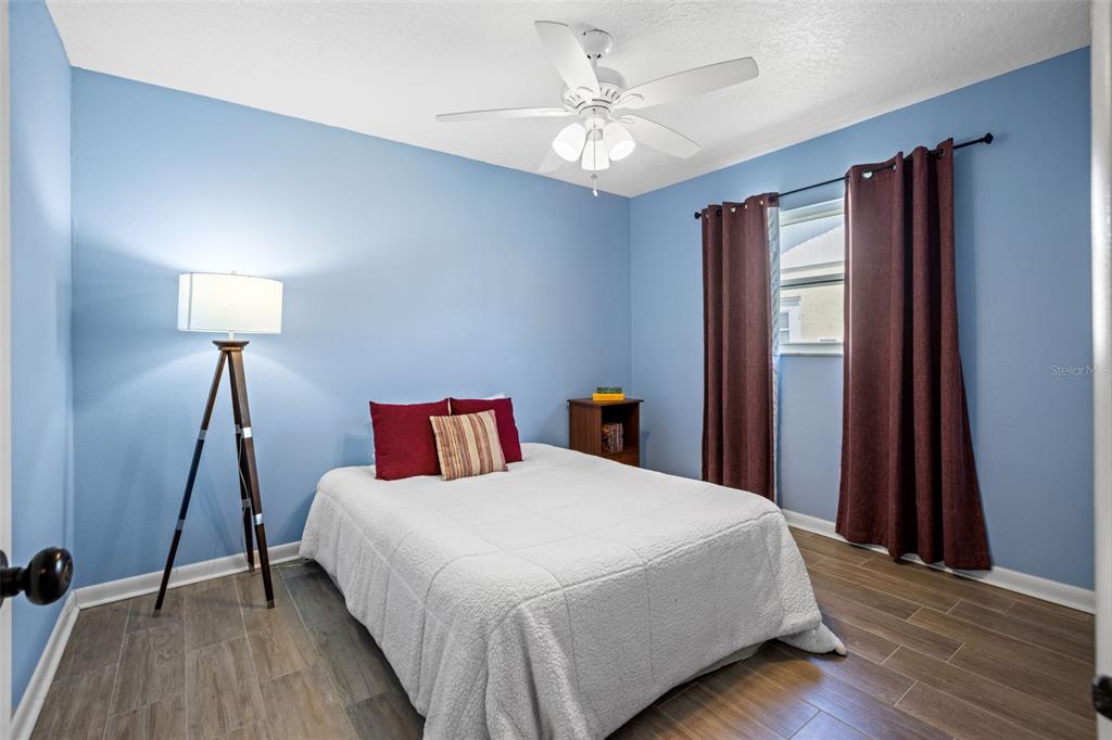 2050 BAYOU GRANDE BLVD NE