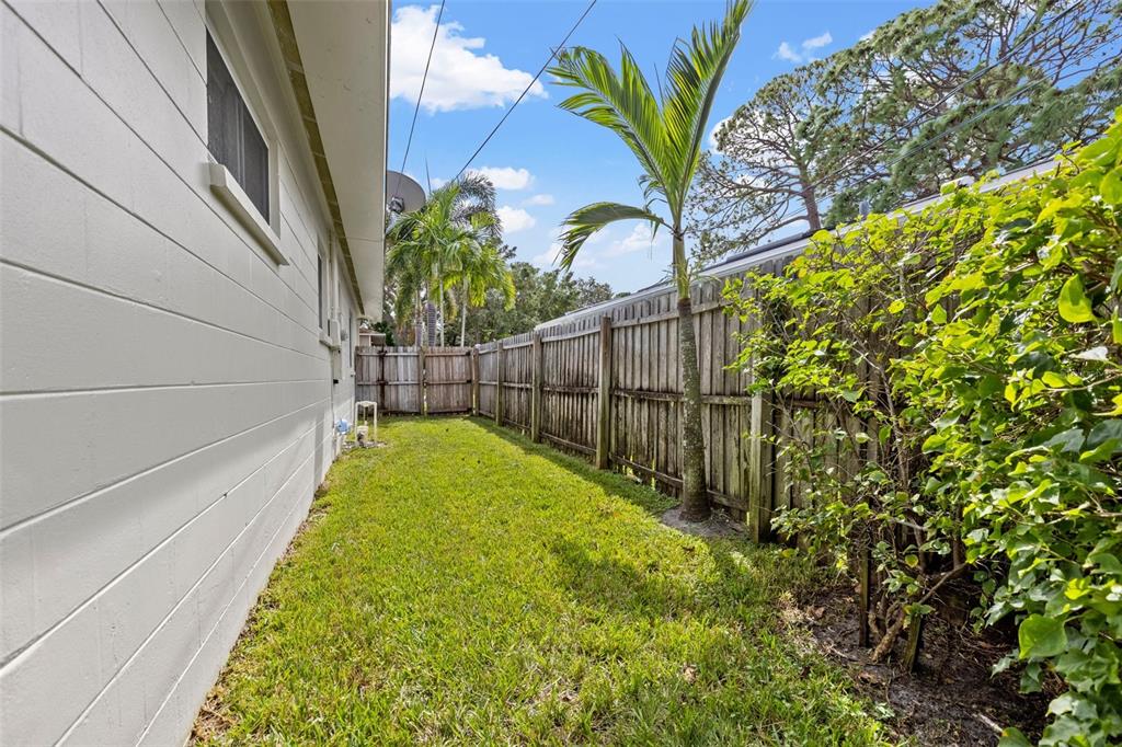 1727 NEW HAMPSHIRE AVE NE