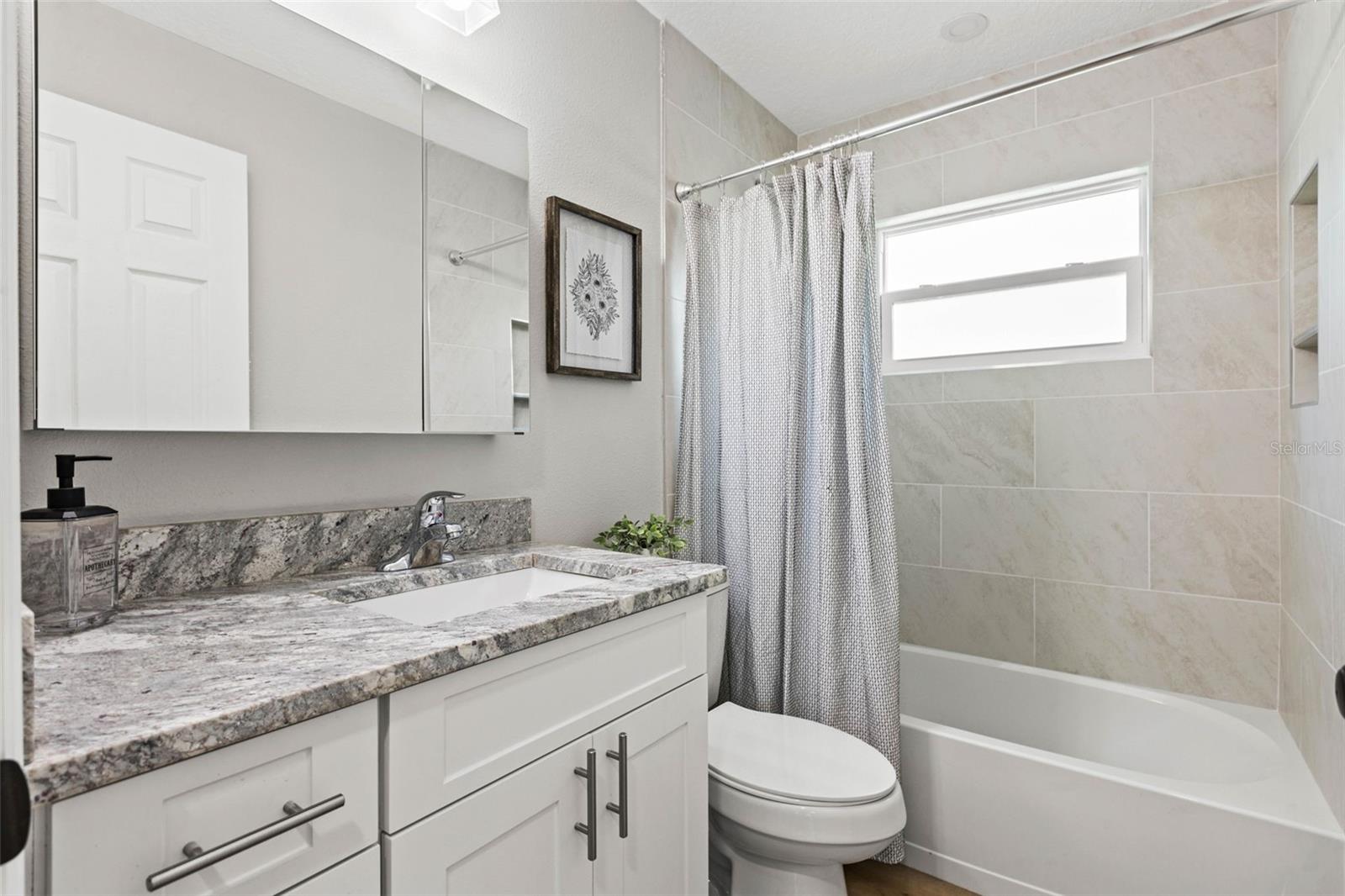 1800 MISSISSIPPI AVE NE