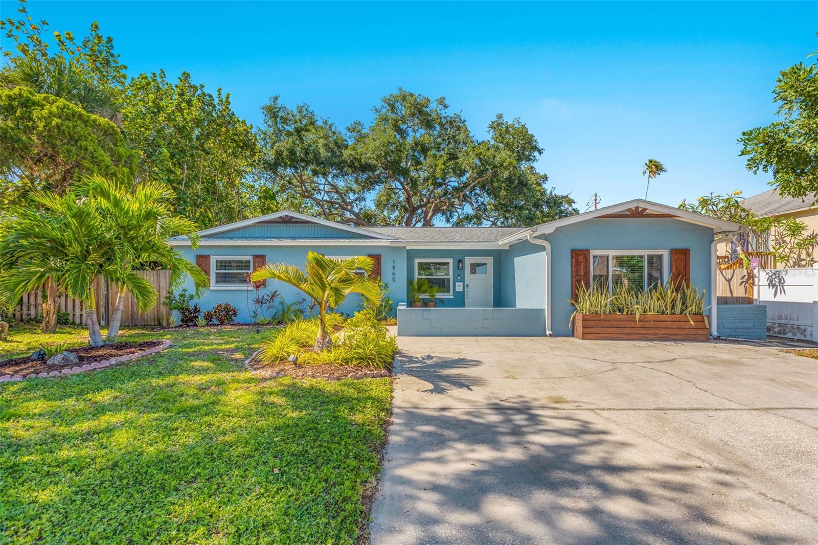 1865 NEBRASKA AVE NE