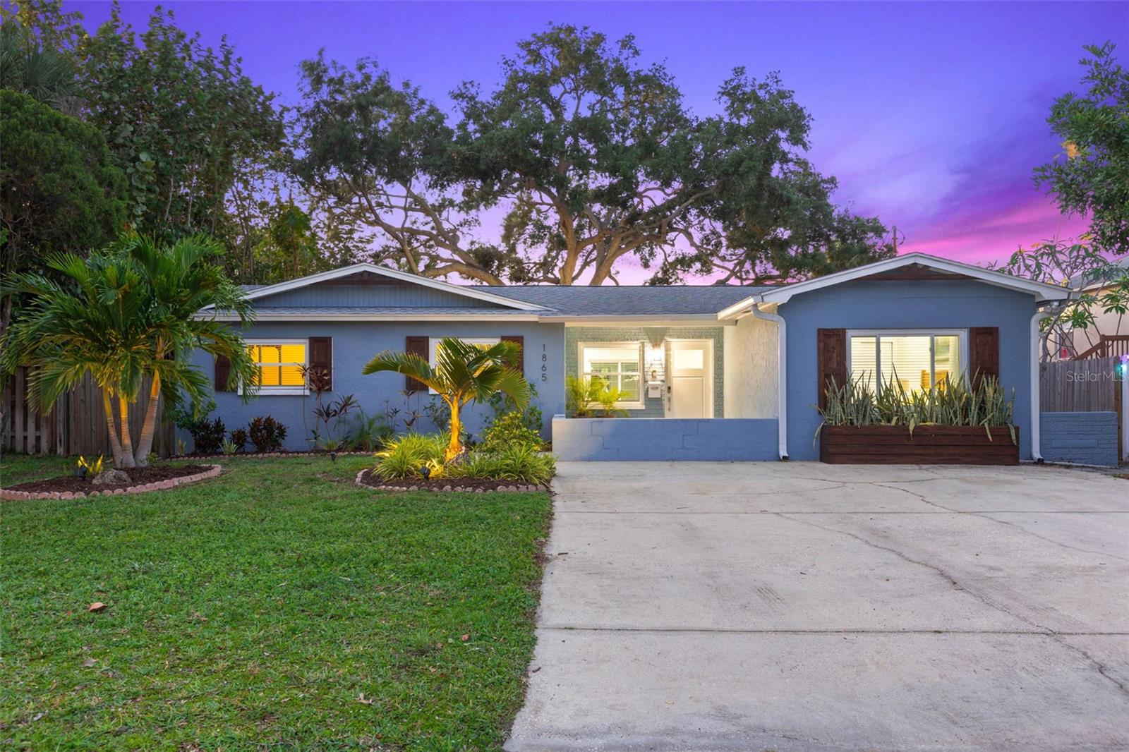 1865 NEBRASKA AVE NE