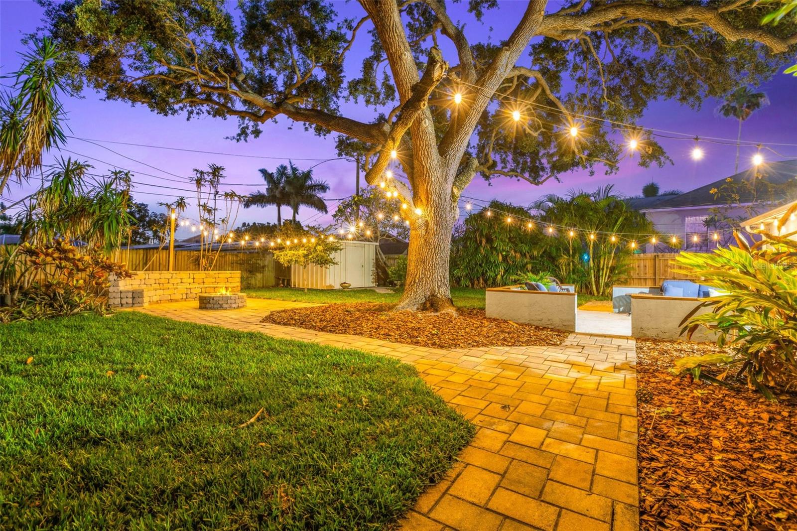 1865 NEBRASKA AVE NE