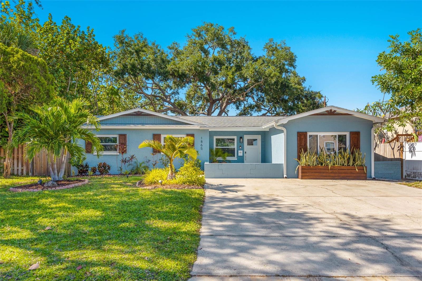 1865 NEBRASKA AVE NE