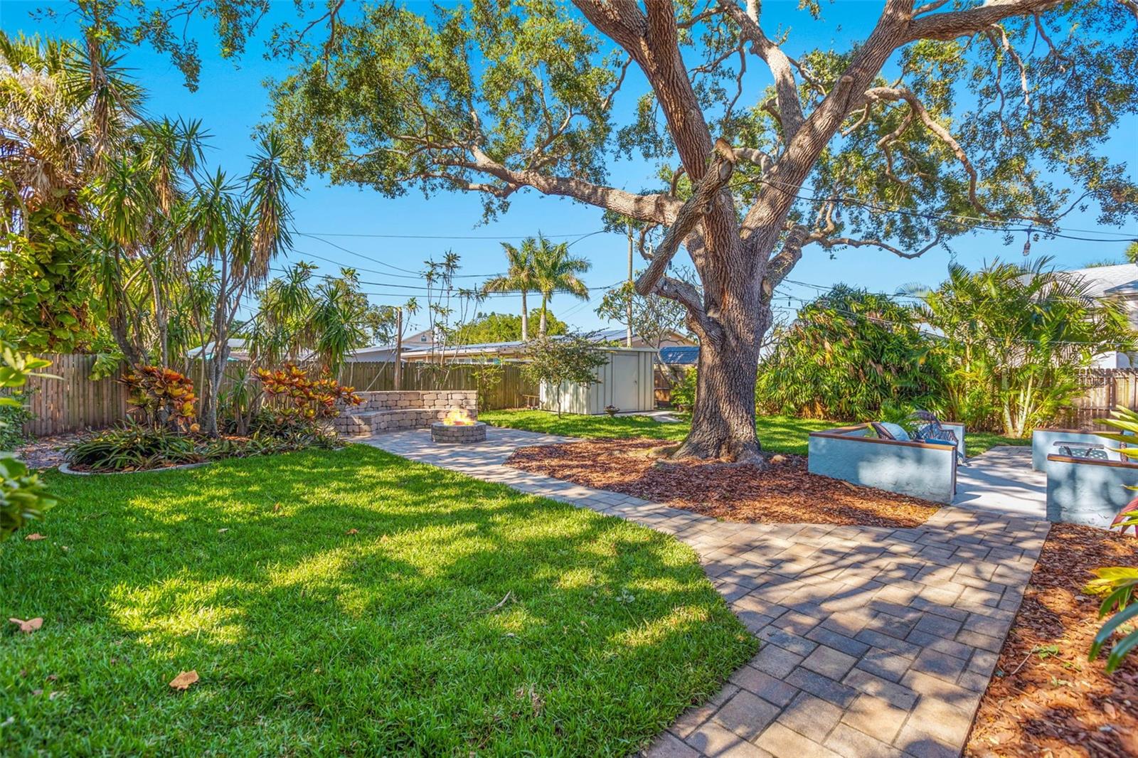 1865 NEBRASKA AVE NE