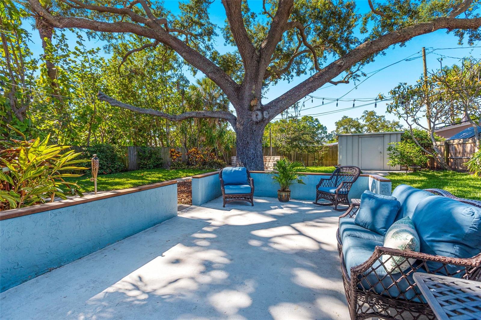 1865 NEBRASKA AVE NE