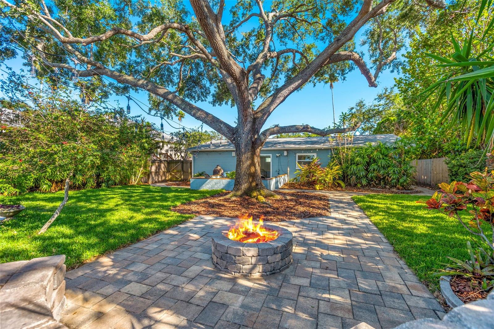 1865 NEBRASKA AVE NE