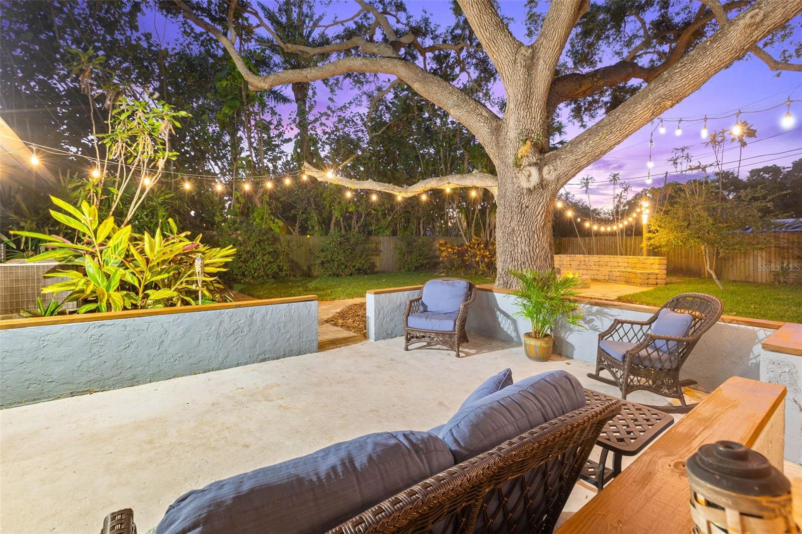 1865 NEBRASKA AVE NE