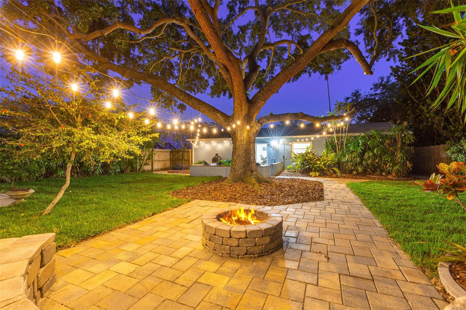 1865 NEBRASKA AVE NE