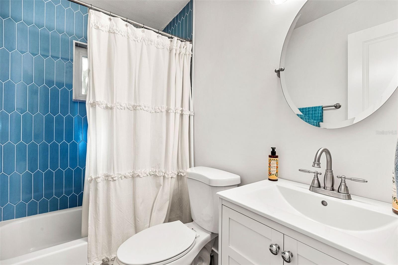 1865 NEBRASKA AVE NE